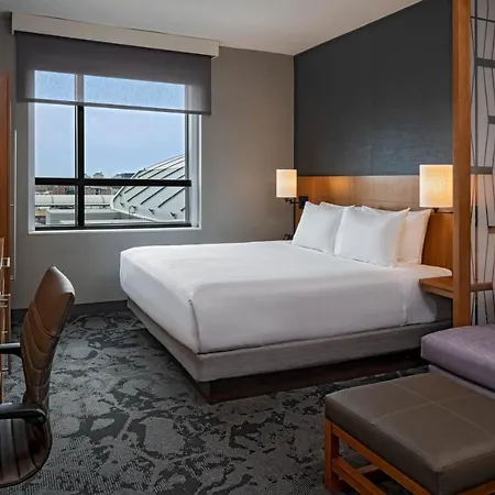 Hyatt Place Indianapolis Downtown Exterior photo